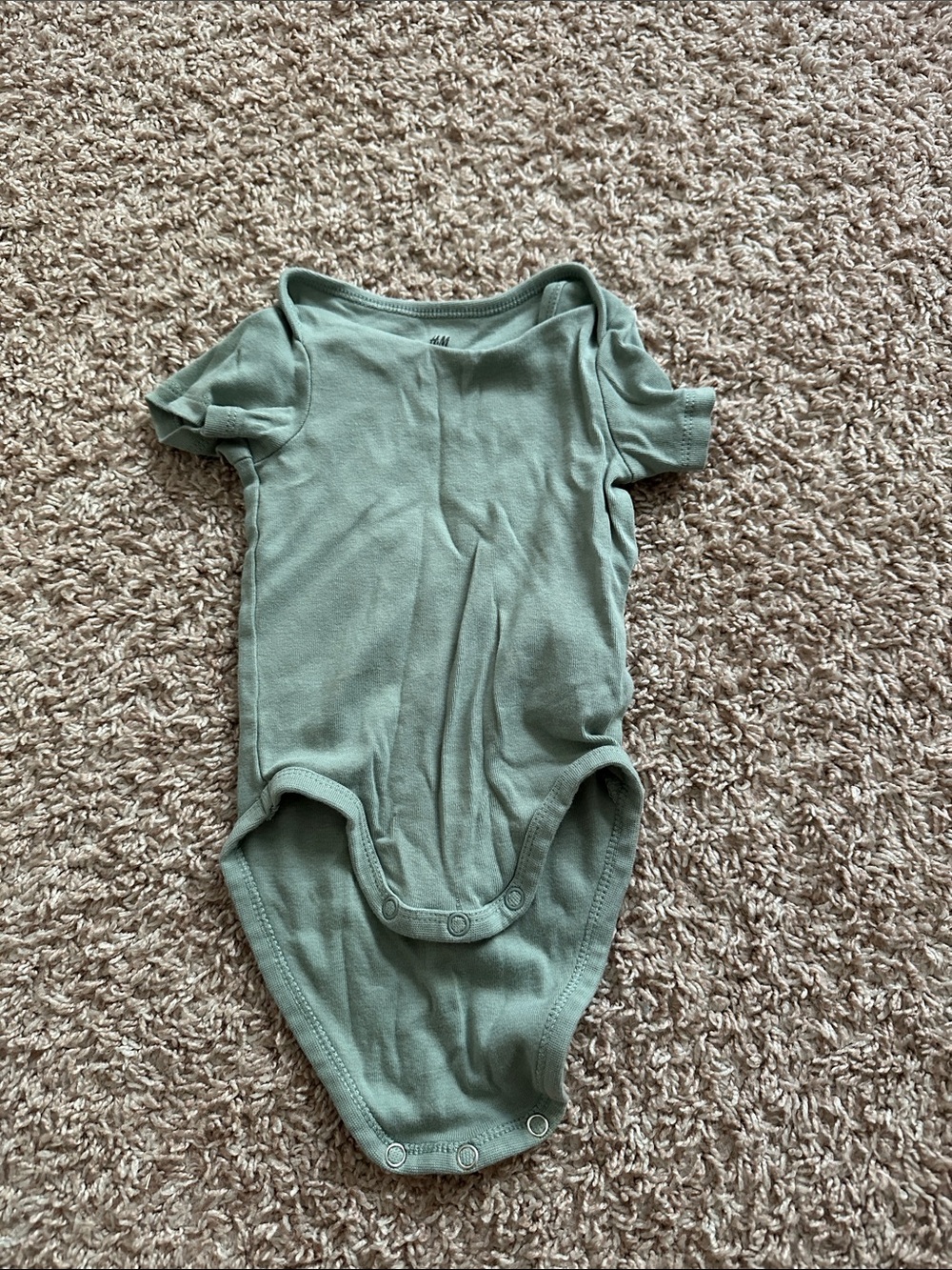 H&M Mint Green Short-Sleeve Baby Bodysuit